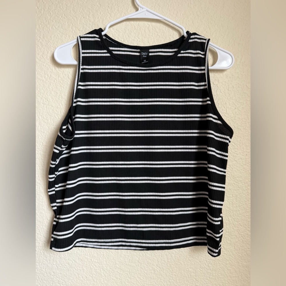 Chic Women's Striped Tank Top